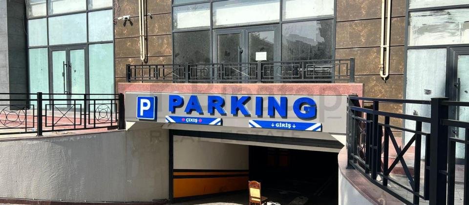 Satılır 4 otaqlı yeni tikili 130 m², 8 Noyabr m. - 15