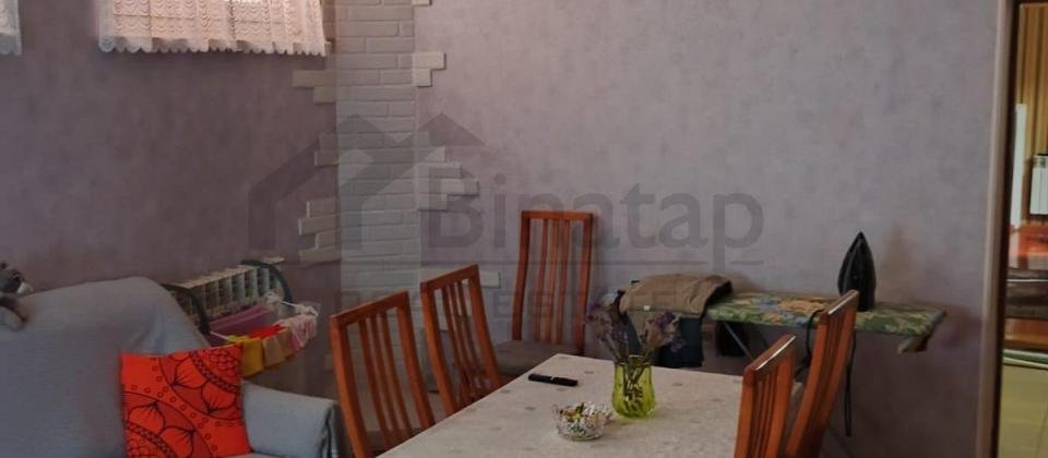 Montinde 4 otaqli heyet evi satilir