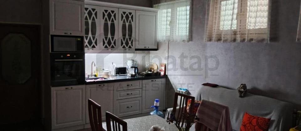 Montinde 4 otaqli heyet evi satilir - 2