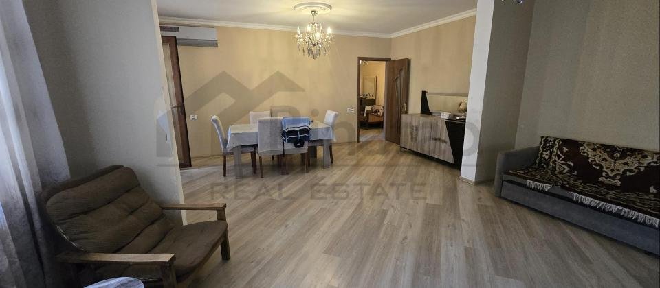 Yeni Yasamalda abad həyətdə ev satılır - 7