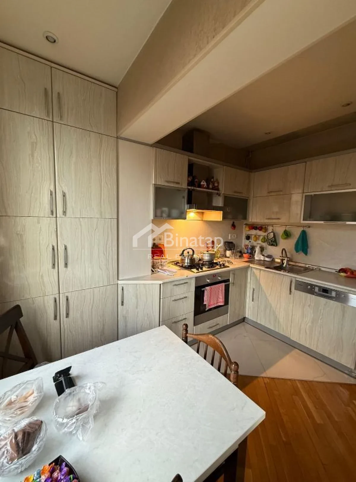 Продаётся 2-комн. квартира 65 м², м. Низами — фото 4