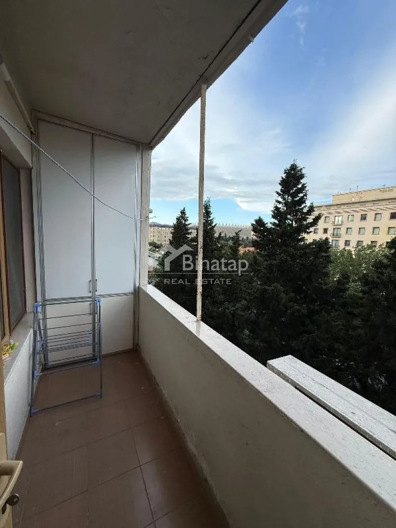 Продаётся 2-комн. квартира 65 м², м. Низами — фото 8