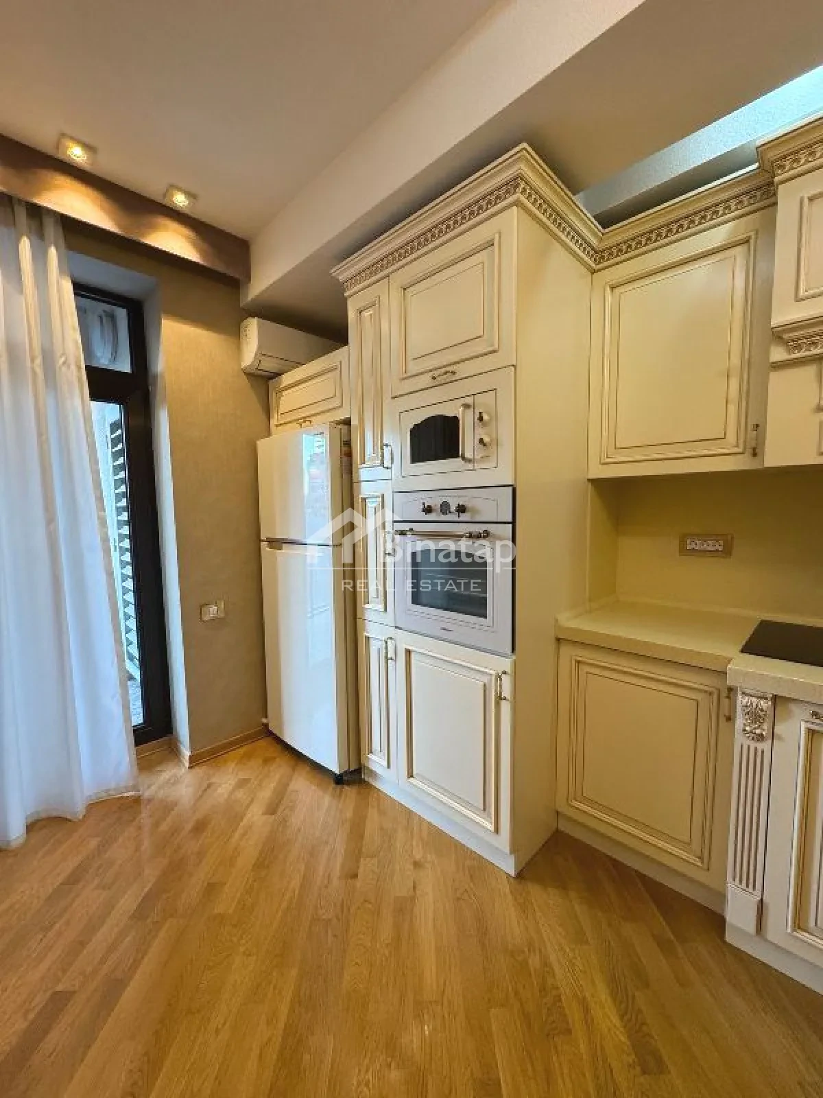 Продаётся 3-комн. новостройка 128 м², м. Элмляр Академиясы — фото 13