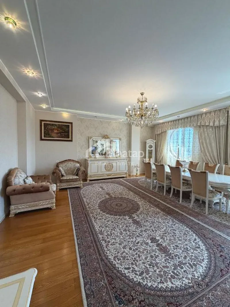 5+ otaqlı yeni tikili 223 m², Nəsimi r.
