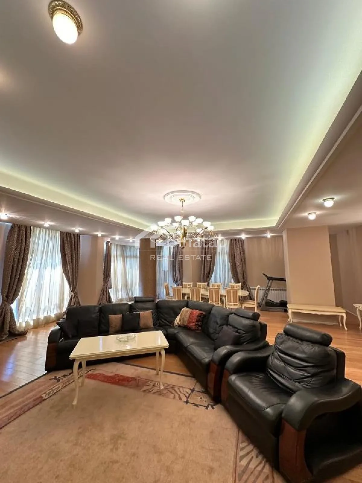 Продаётся 4-комн. новостройка 240 м², м. 28 Мая — фото 2