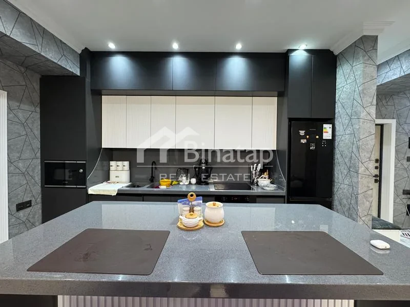 Продаётся 3-комн. новостройка 102 м², м. Ичеришехер — фото 4