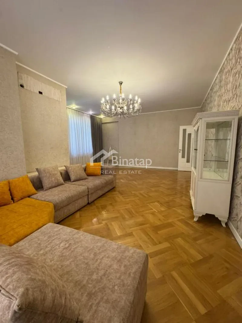 Продаётся 3-комн. новостройка 135 м², м. Элмляр Академиясы — фото 2