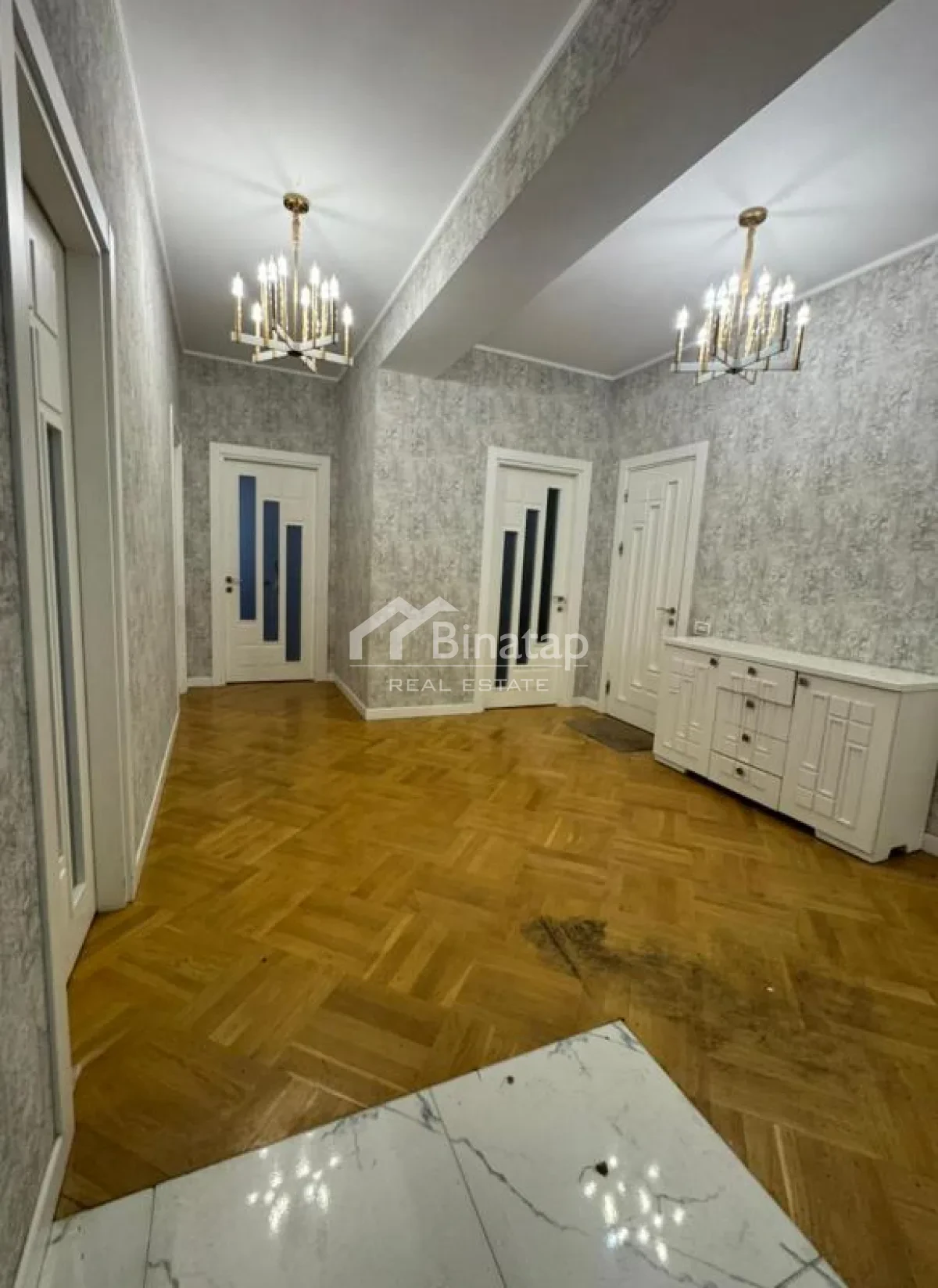 Продаётся 3-комн. новостройка 135 м², м. Элмляр Академиясы — фото 9
