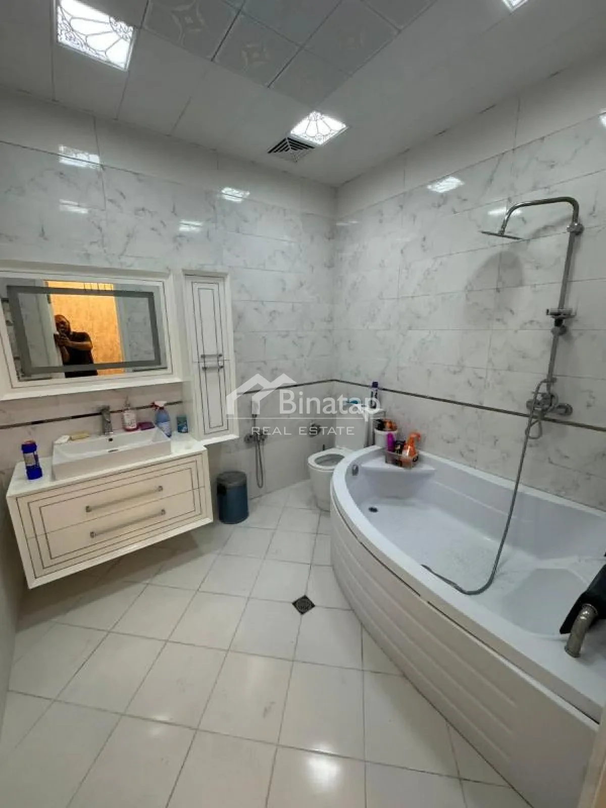 Продаётся 3-комн. новостройка 135 м², м. Элмляр Академиясы — фото 12