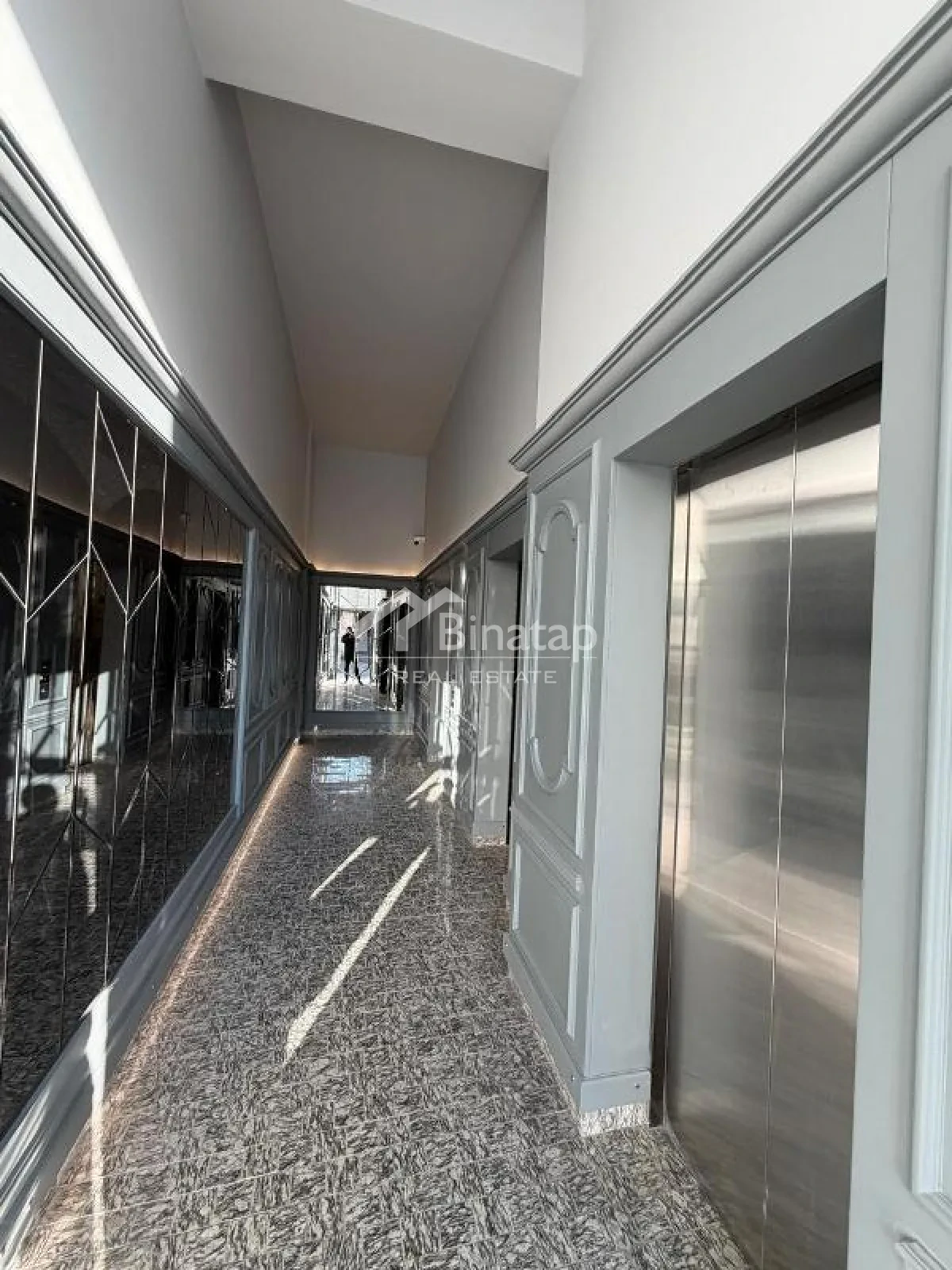 4 otaqlı yeni tikili 240 m², Yasamal r. — şəkil 9