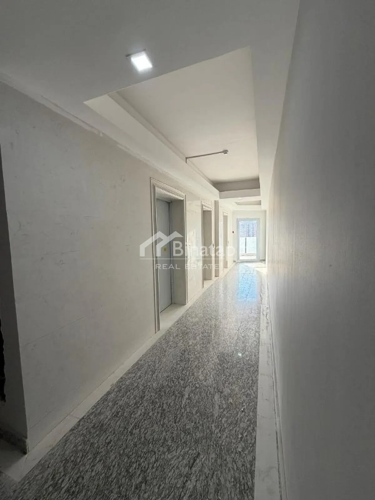 4 otaqlı yeni tikili 240 m², Yasamal r. — şəkil 10