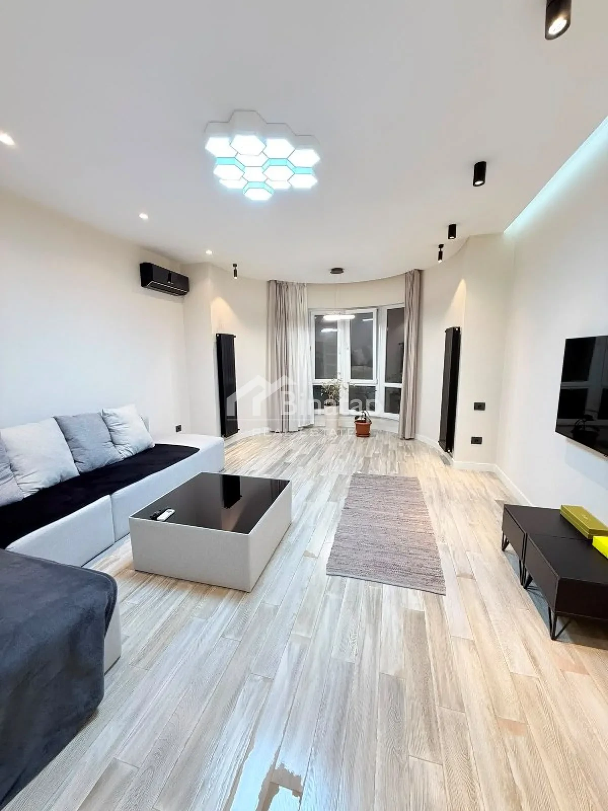 Продаётся 3-комн. новостройка 135 м², Насиминский р-н — фото 1