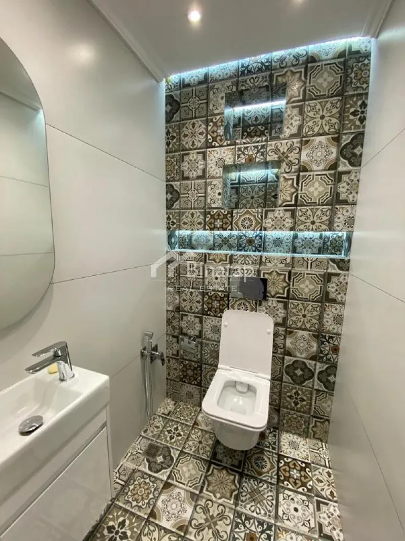 4 otaqlı yeni tikili 165 m², Yasamal r. — şəkil 20