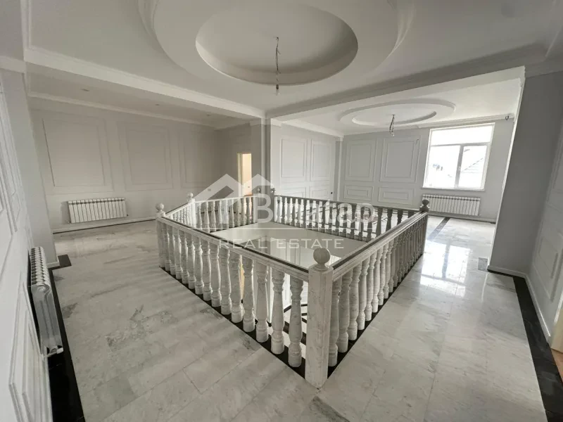 Продаётся 5-комн. дом 1200 м², пос. Шувелян — фото 12