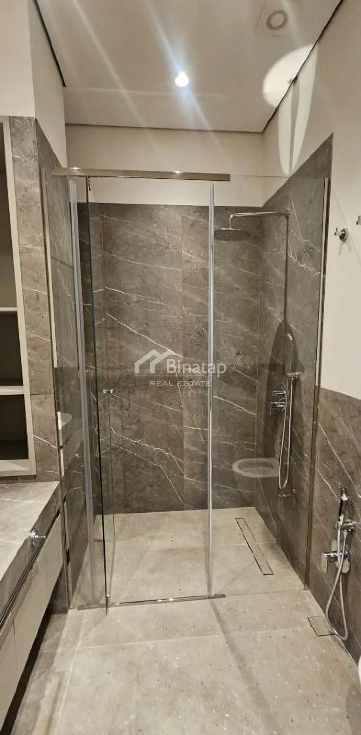 Satılır 3 otaqlı yeni tikili 175 m², 28 May m. — şəkil 15