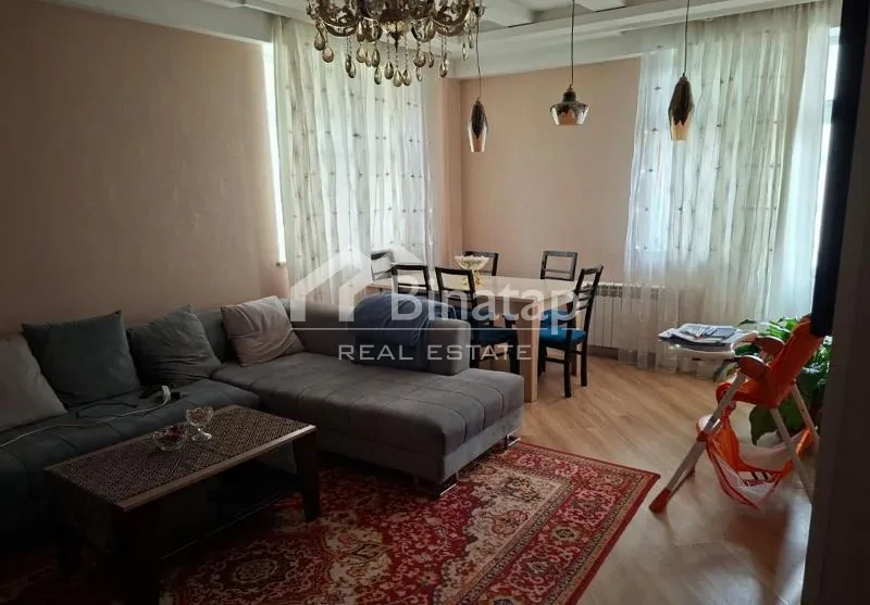 Продаётся 3-комн. новостройка 106 м², м. Иншаатчылар