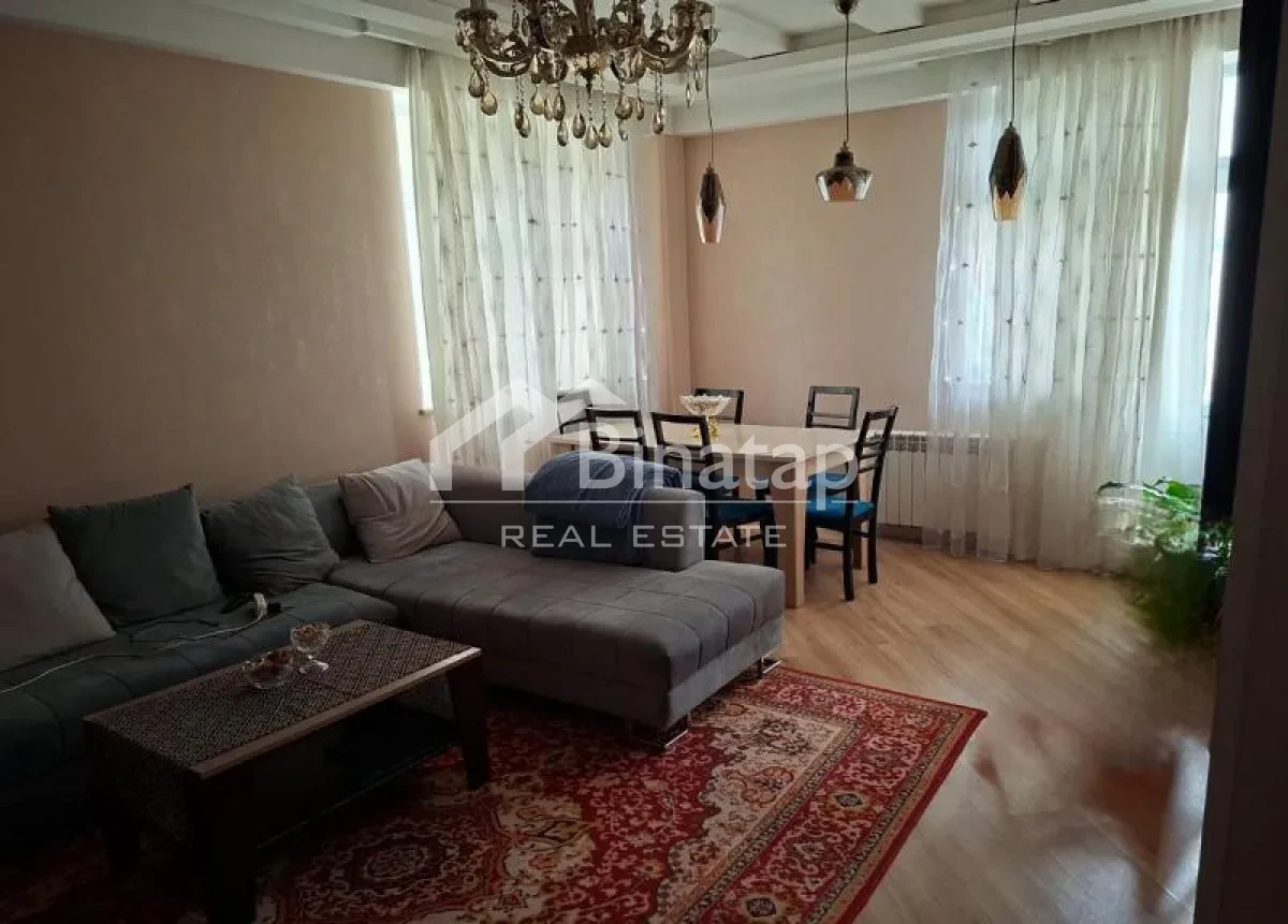 Satılır 3 otaqlı yeni tikili 106 m², İnşaatçılar m. — şəkil 2