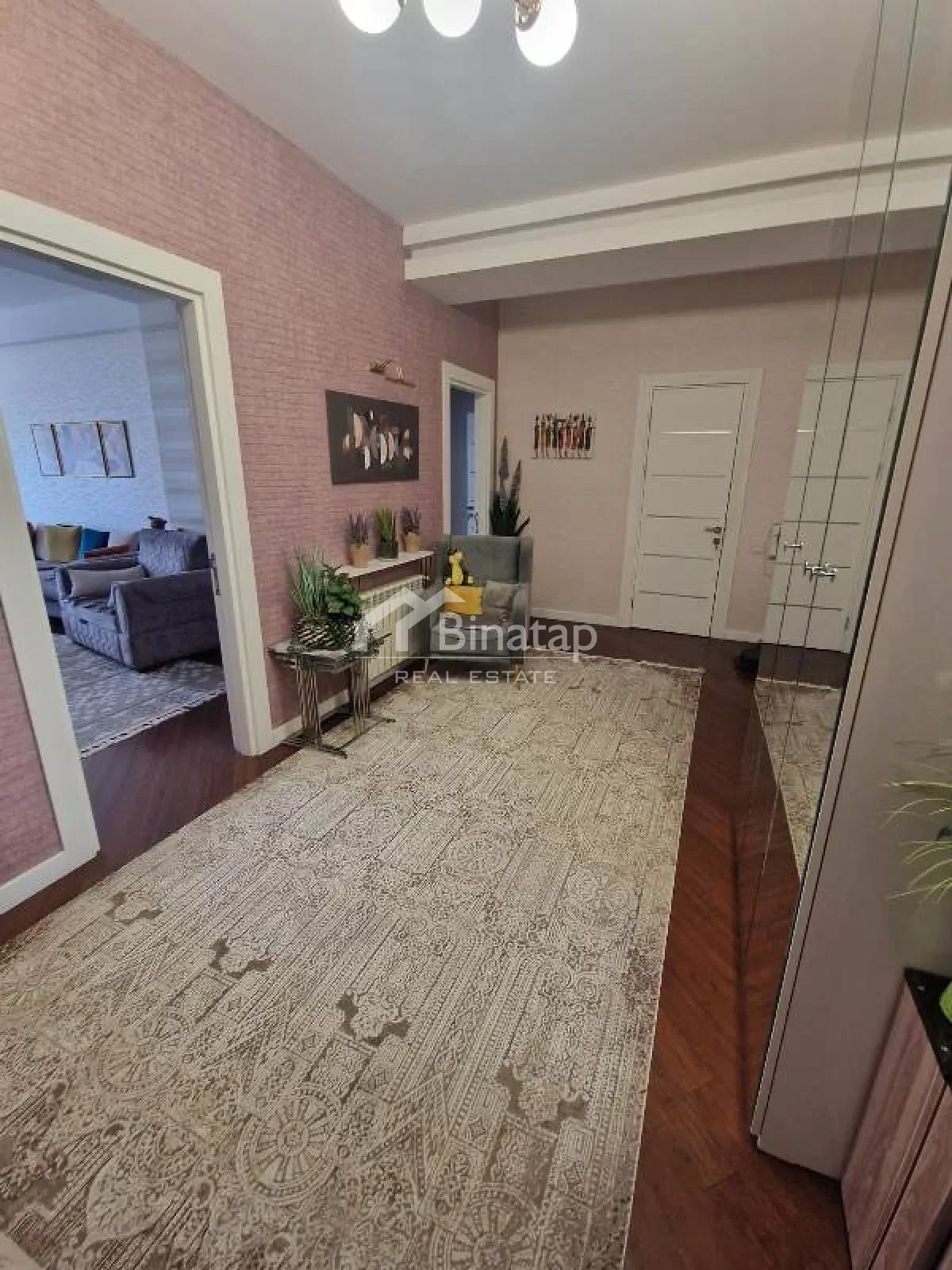 Продаётся 2-комн. новостройка 98 м², м. Гянджлик — фото 9
