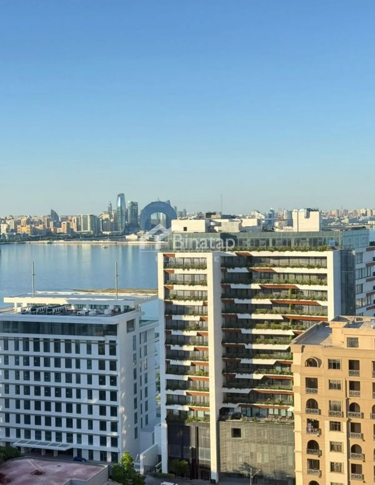 Продаётся 4-комн. квартира 121 м², м. Ичеришехер — фото 2