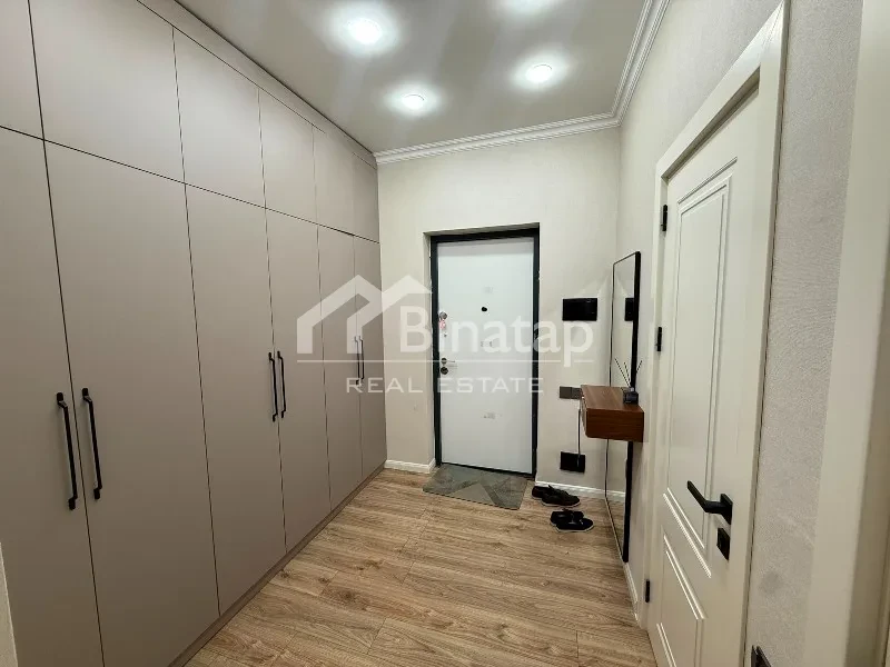Satılır 3 otaqlı yeni tikili 98 m², İnşaatçılar m. — şəkil 17