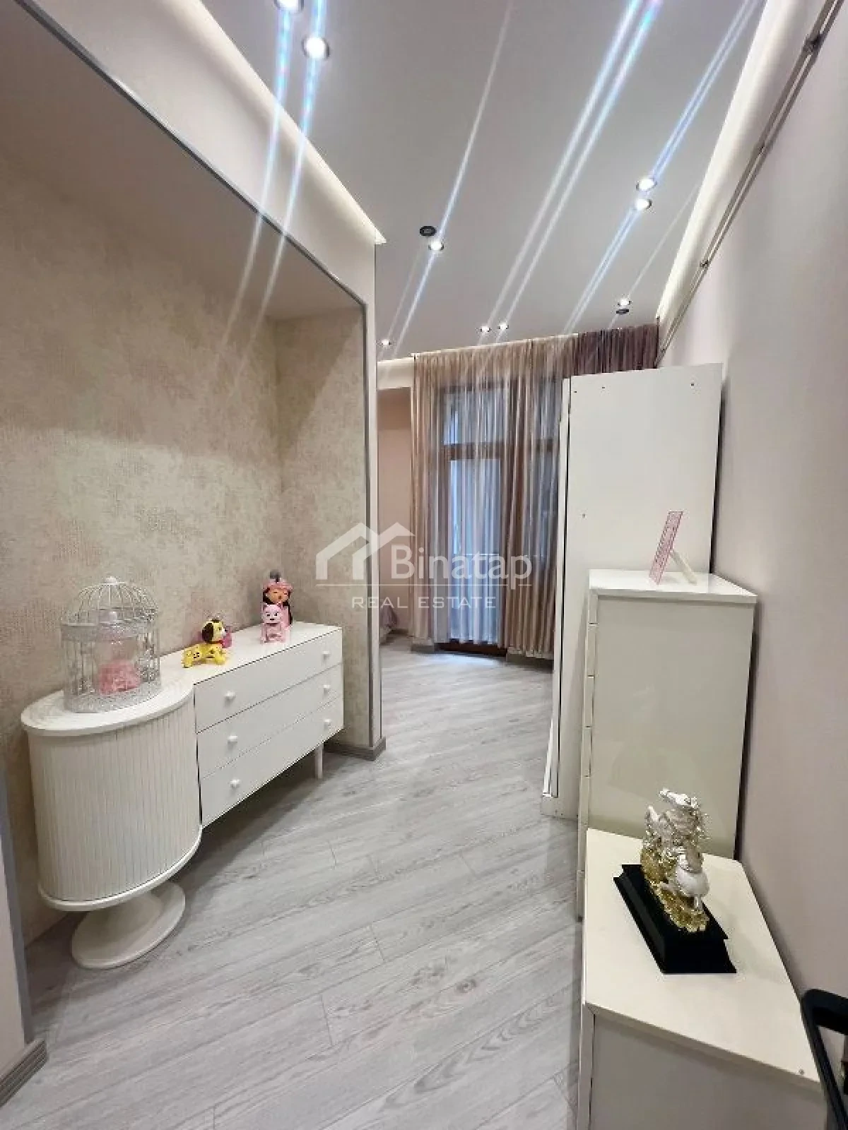 Satılır 2 otaqlı yeni tikili 71 m², 20 Yanvar m. — şəkil 6