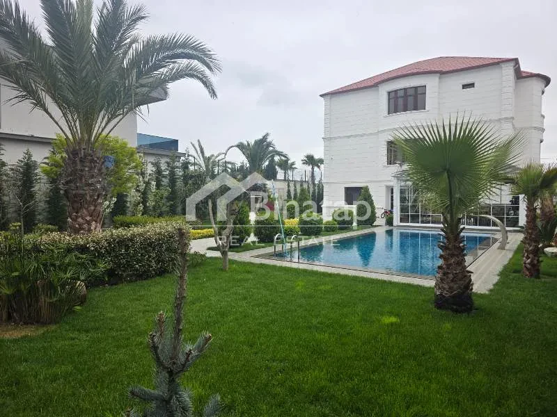 Satılır 5+ otaqlı həyət evi / bağ evi 600 m², Xəzər r.
