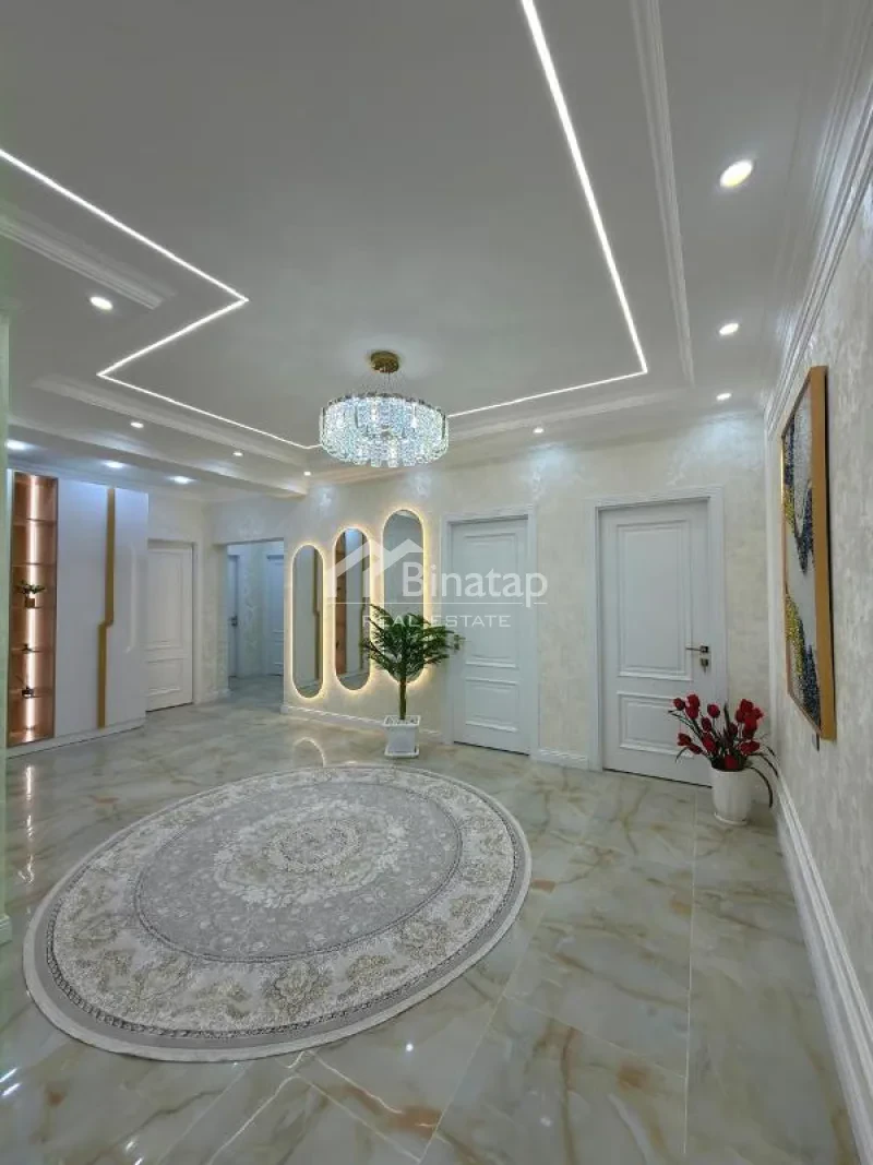 Satılır 4 otaqlı yeni tikili 165 m², 28 May m. — şəkil 10