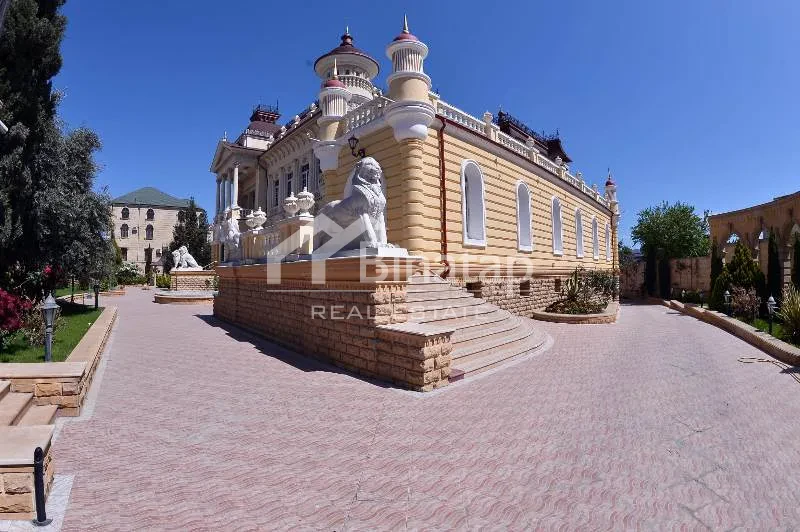 Satılır 5+ otaqlı həyət evi / bağ evi 3000 m², Nizami m. — şəkil 4