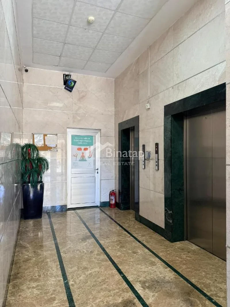 Satılır 3 otaqlı yeni tikili 148 m², 8 Noyabr m. — şəkil 3
