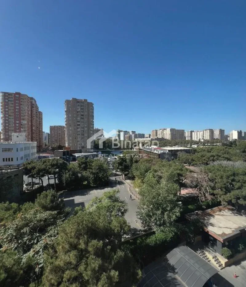 Satılır 4 otaqlı yeni tikili 200 m², Gənclik m. — şəkil 2