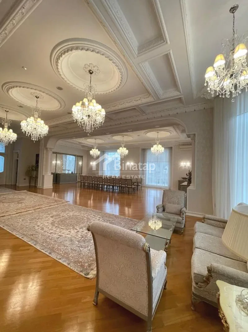Satılır 5+ otaqlı həyət evi / bağ evi 2060 m², Xəzər r.