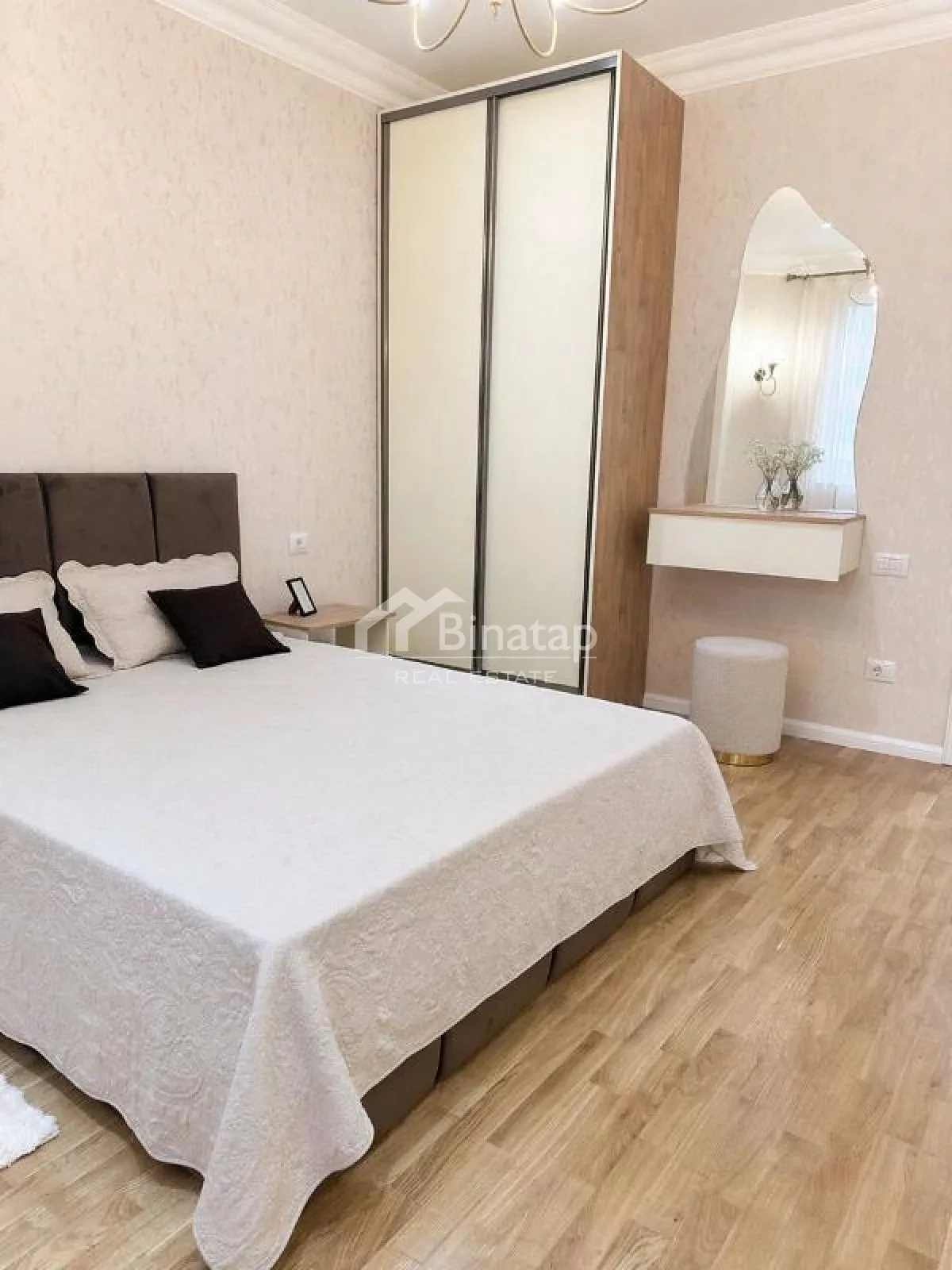Продаётся 2-комн. новостройка 63 м², м. 8 Ноября — фото 5