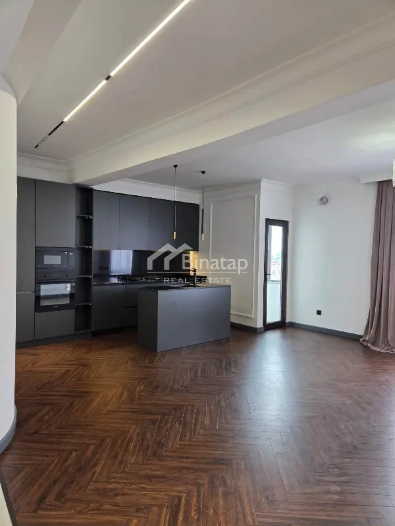 Satılır 3 otaqlı yeni tikili 142 m², 8 Noyabr m. — şəkil 3