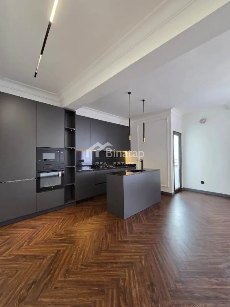Satılır 3 otaqlı yeni tikili 142 m², 8 Noyabr m. — şəkil 4