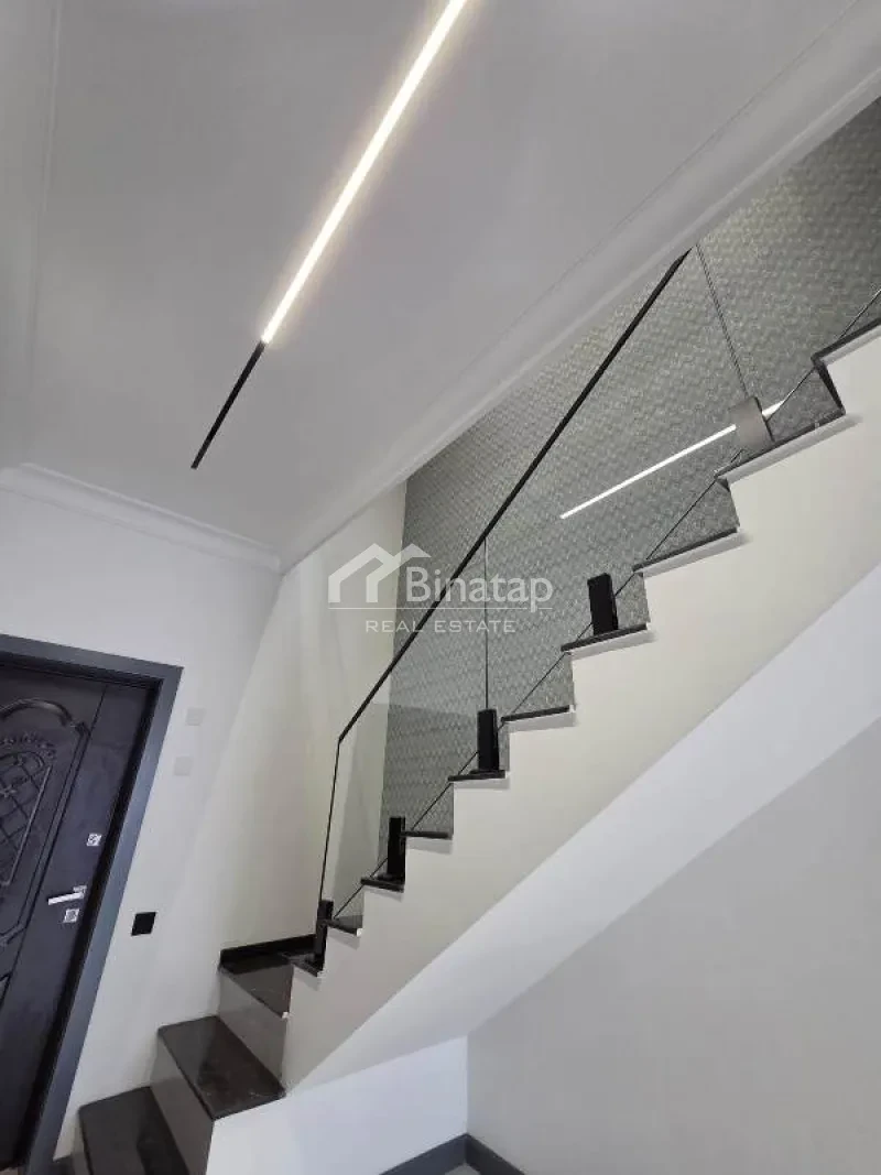 Satılır 3 otaqlı yeni tikili 142 m², 8 Noyabr m. — şəkil 12