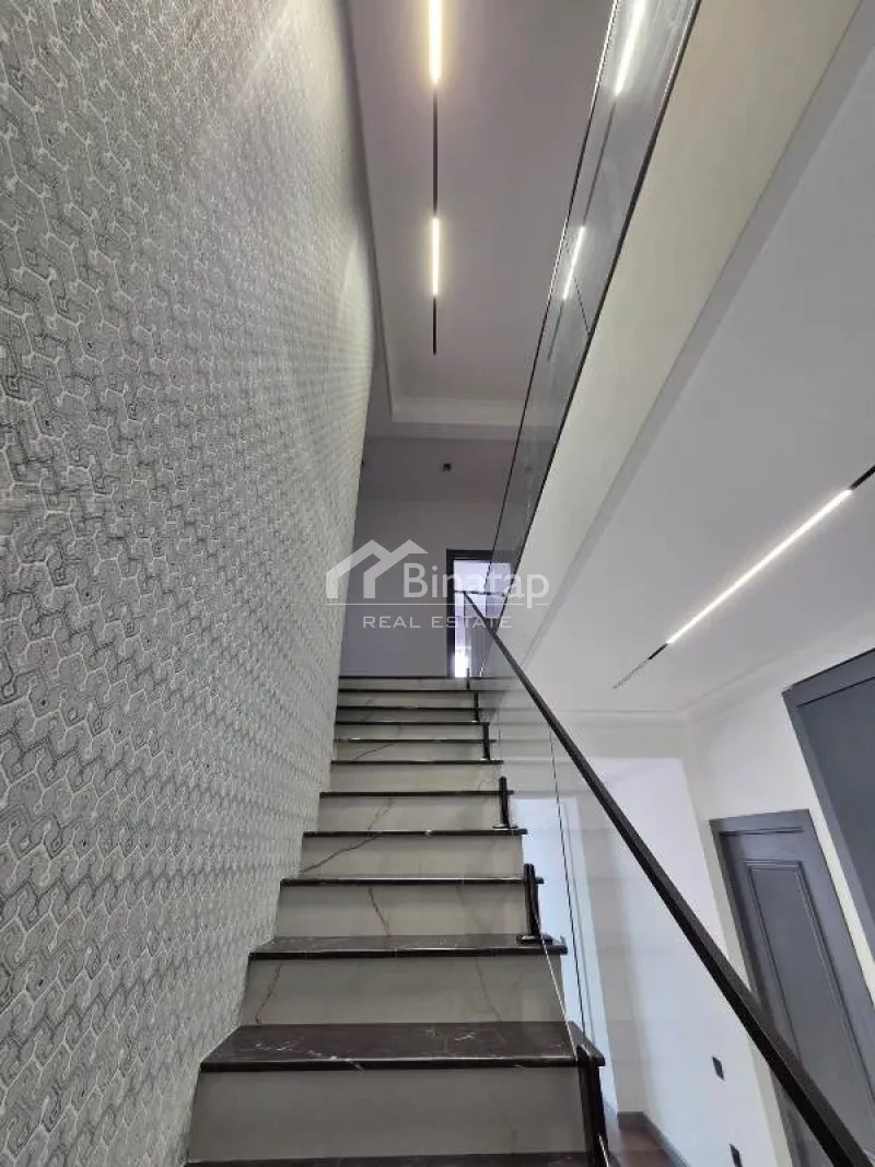 Satılır 3 otaqlı yeni tikili 142 m², 8 Noyabr m. — şəkil 14