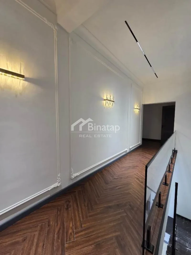 Satılır 3 otaqlı yeni tikili 142 m², 8 Noyabr m. — şəkil 16