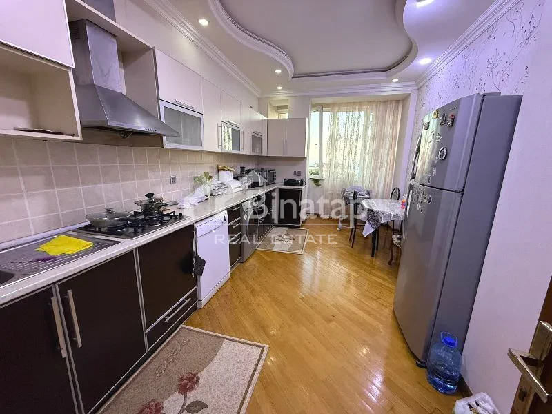 Satılır 4 otaqlı yeni tikili 145 m², 28 May m. — şəkil 12