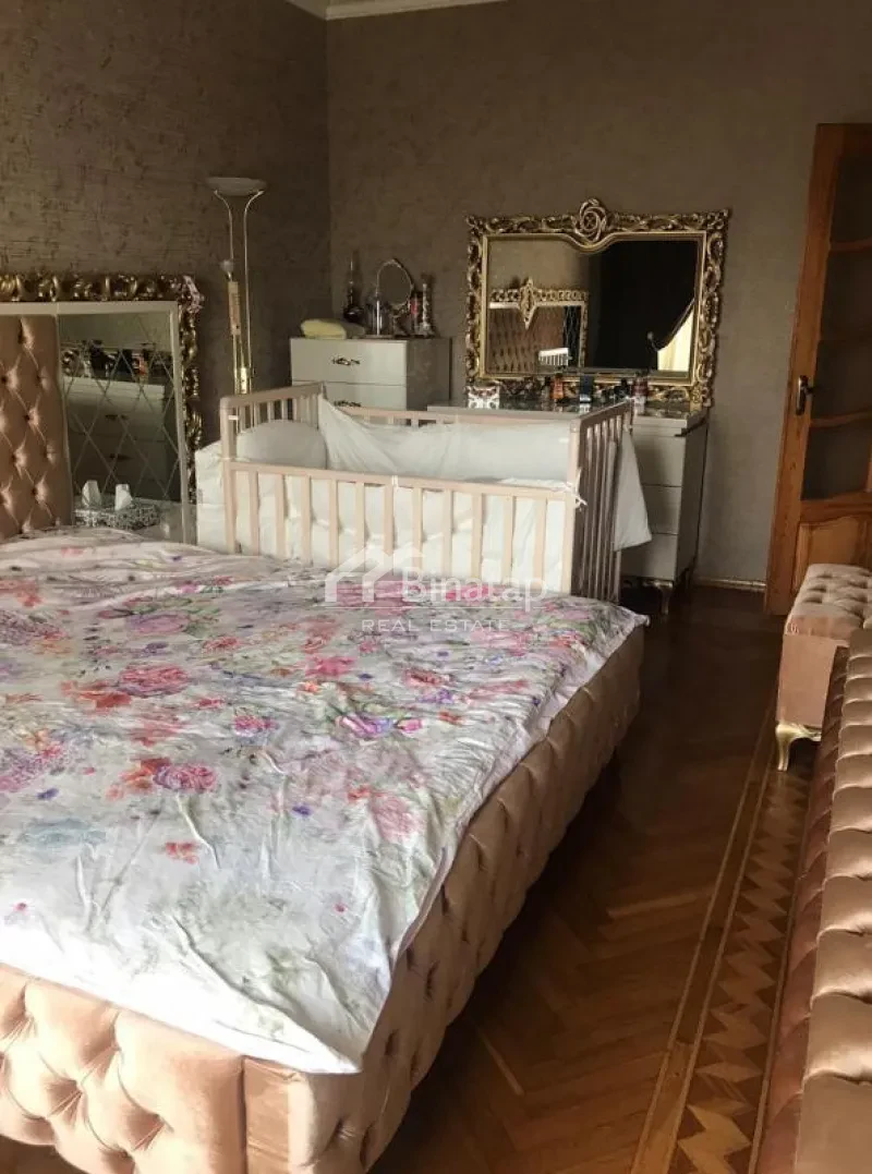 Satılır 3 otaqlı köhnə tikili 90 m², Nəriman Nərimanov m. — şəkil 6