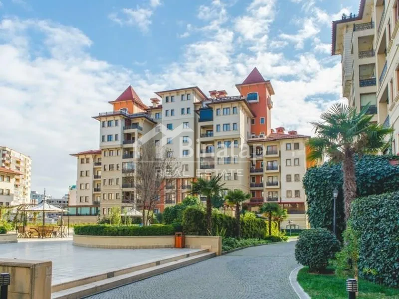 Продаётся 3-комн. новостройка 168 м², м. Гянджлик