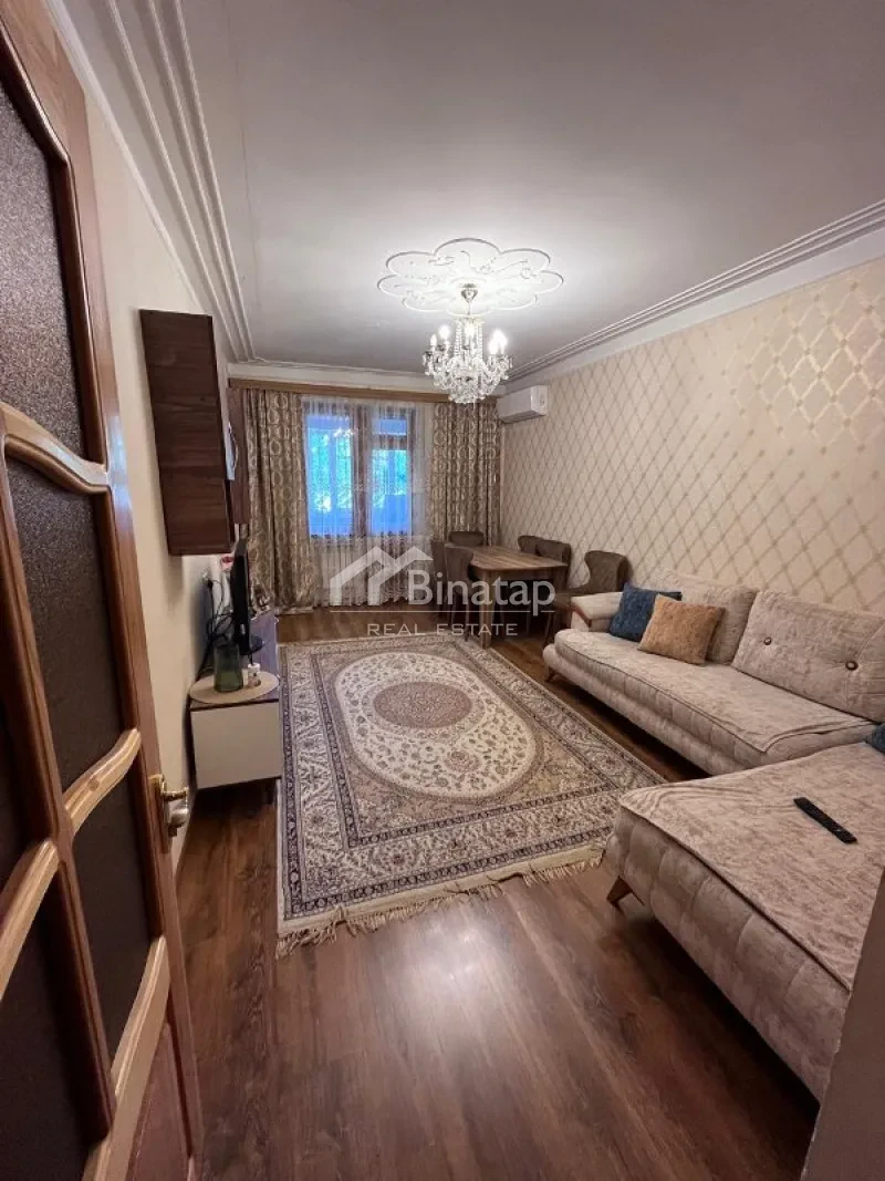 Продаётся 3-комн. квартира 90 м², м. Гянджлик