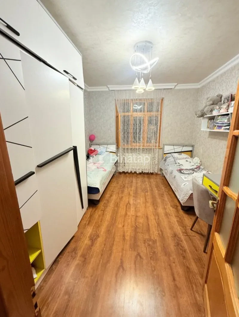 Satılır 3 otaqlı köhnə tikili 90 m², Gənclik m. — şəkil 8
