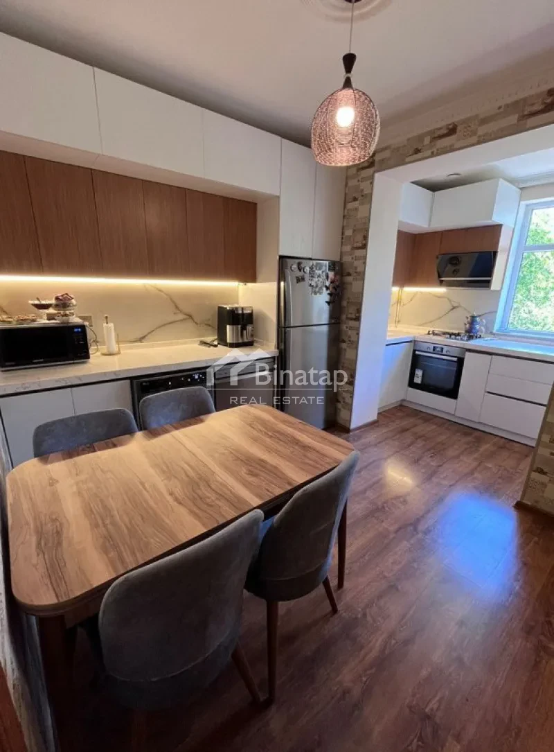 Satılır 3 otaqlı köhnə tikili 90 m², Gənclik m. — şəkil 9