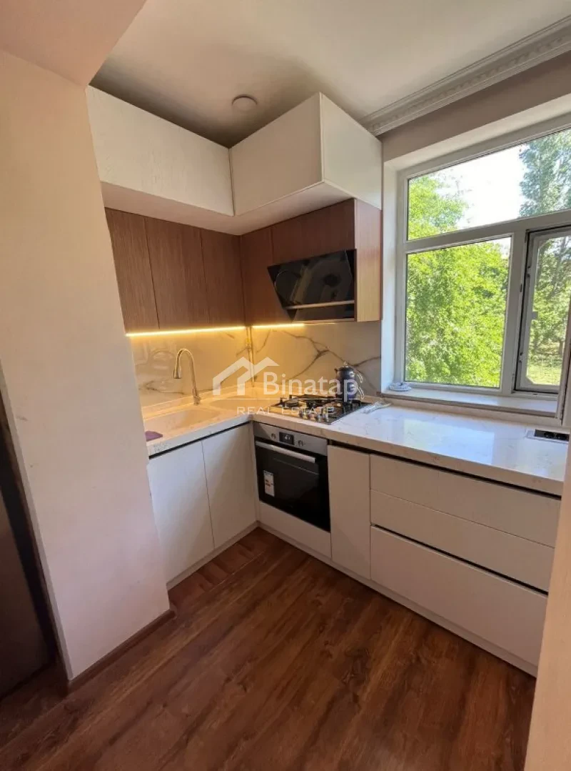 Satılır 3 otaqlı köhnə tikili 90 m², Gənclik m. — şəkil 10