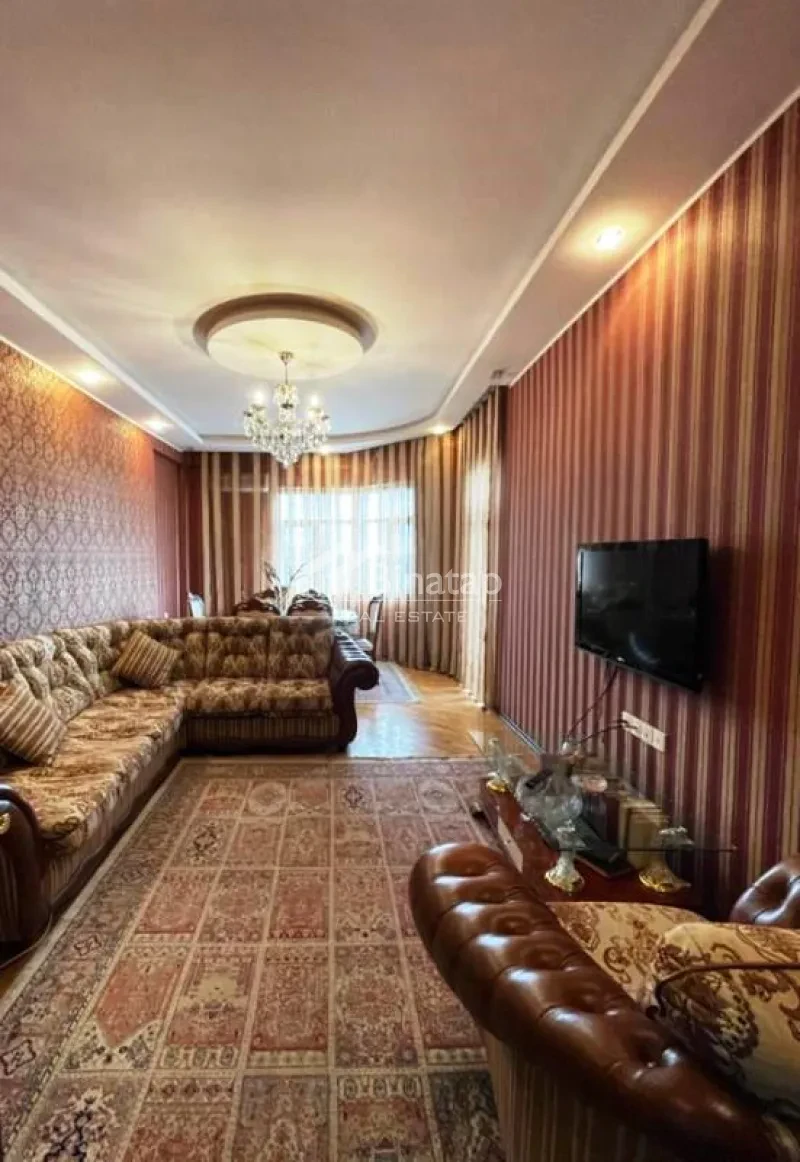Satılır 2 otaqlı yeni tikili 70 m², İnşaatçılar m. — şəkil 1