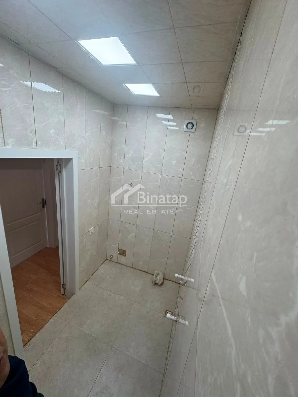 Satılır 3 otaqlı yeni tikili 71 m², İçərişəhər m. — şəkil 17