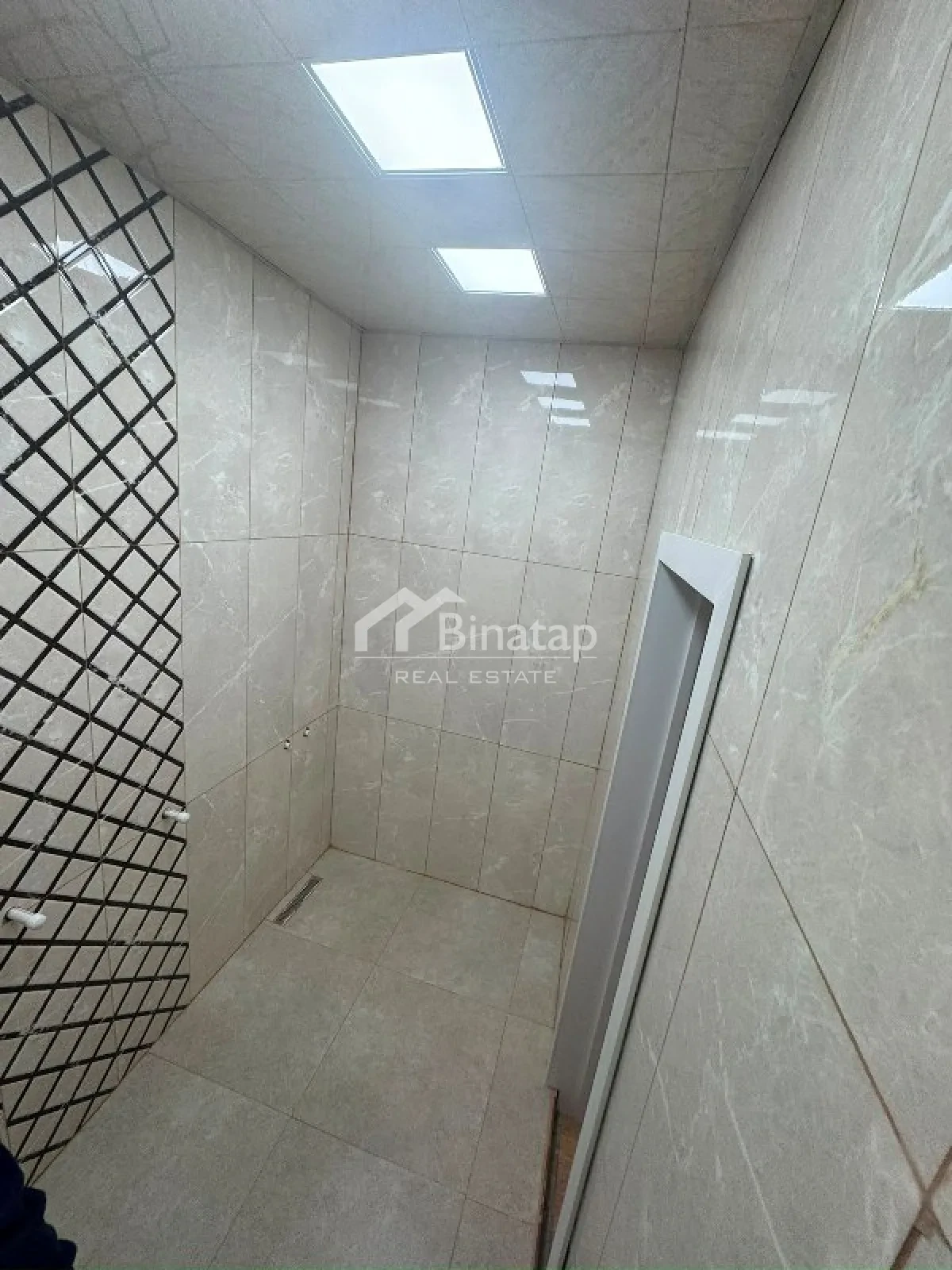 Satılır 3 otaqlı yeni tikili 71 m², İçərişəhər m. — şəkil 18