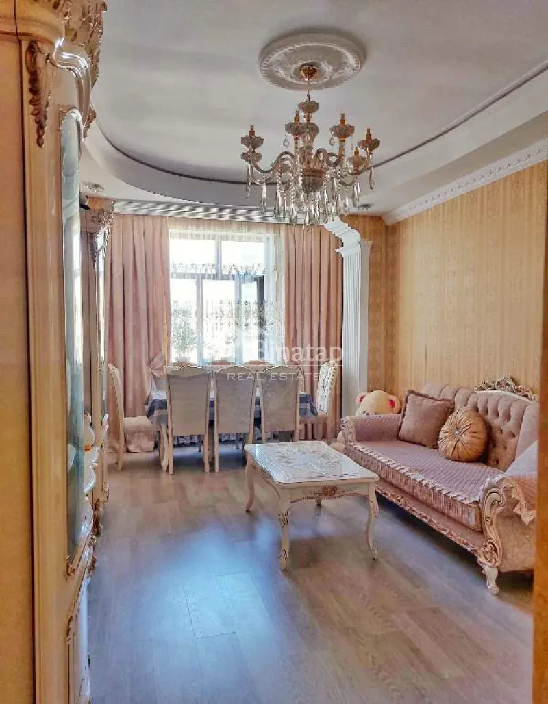 Satılır 2 otaqlı yeni tikili 74 m², İnşaatçılar m.