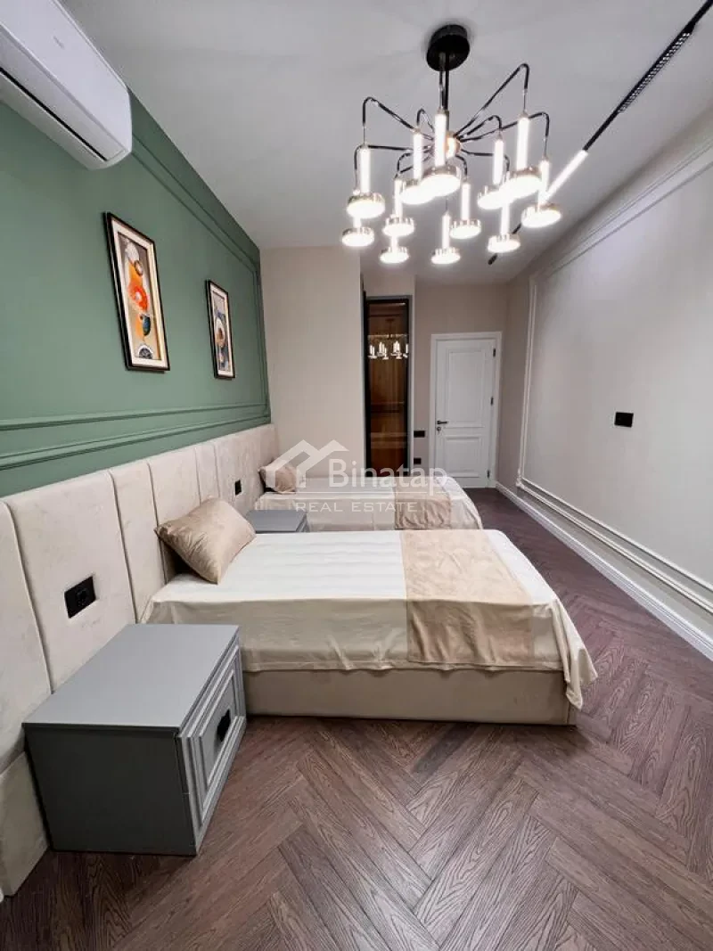 Продаётся 3-комн. новостройка 93 м², м. Элмляр Академиясы — фото 12