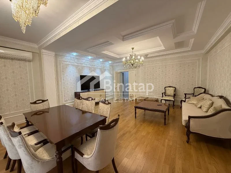 Satılır 4 otaqlı yeni tikili 185 m², 28 May m. — şəkil 2